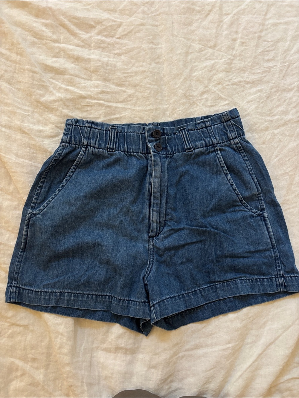 GAP Women’s Denim Elastic-Waist Shorts - Blue, 26/2P (Like New)
